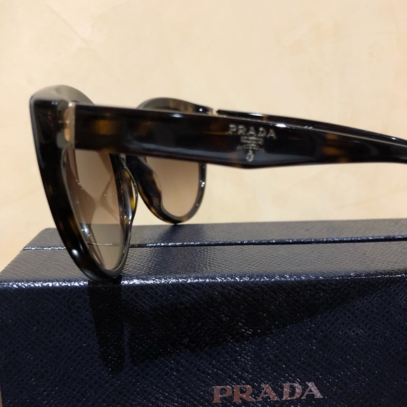 Prada Sunglasses 230s Brown - Picture 3 of 8
